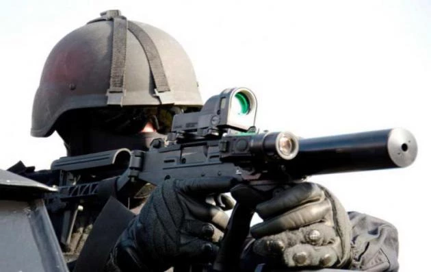 UZI: Τι κάνει το διασημότερο υποπολυβόλο να ξεχωρίζει (βίντεο)